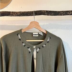 Vintage Xhilaration Green Soft Knit Floral Embroidered Cardigan Sweater Size XL